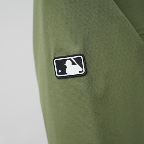 MLB Brown Hooded Jacket - Picture 4 of 9